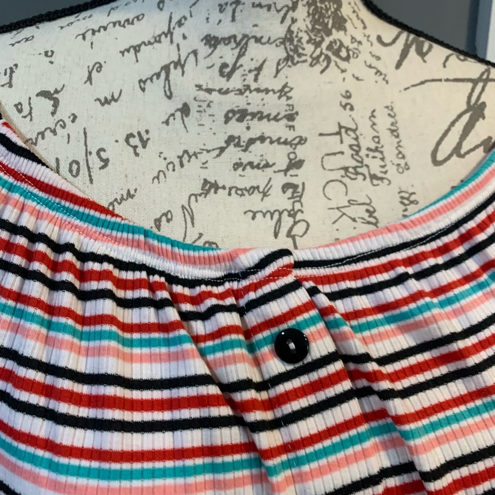Vibe Striped top with Buttons - Picture 3 of 7